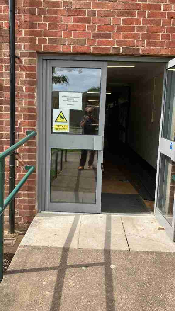 Emergency Glazier